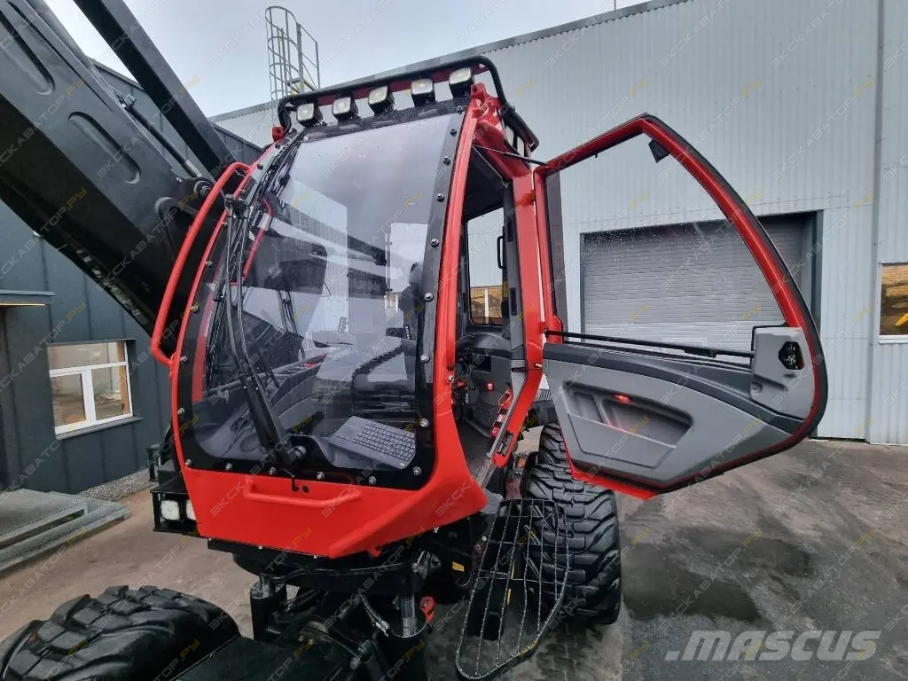 Komatsu 931XC [19]