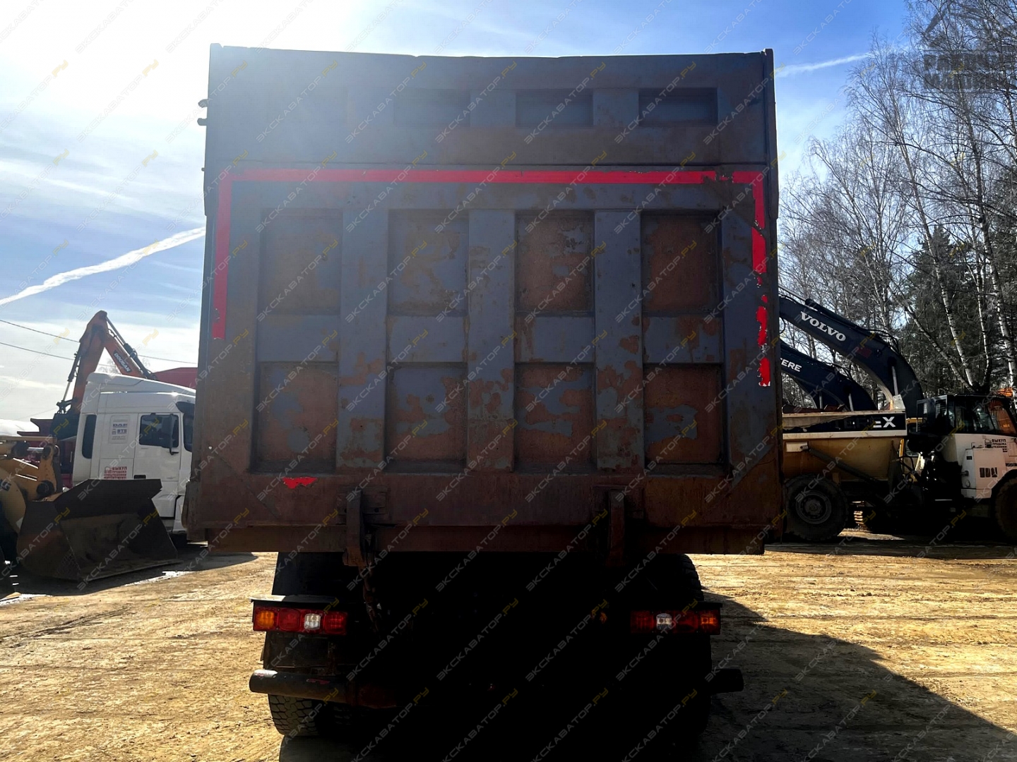 Shacman SX3318DT366 [5]