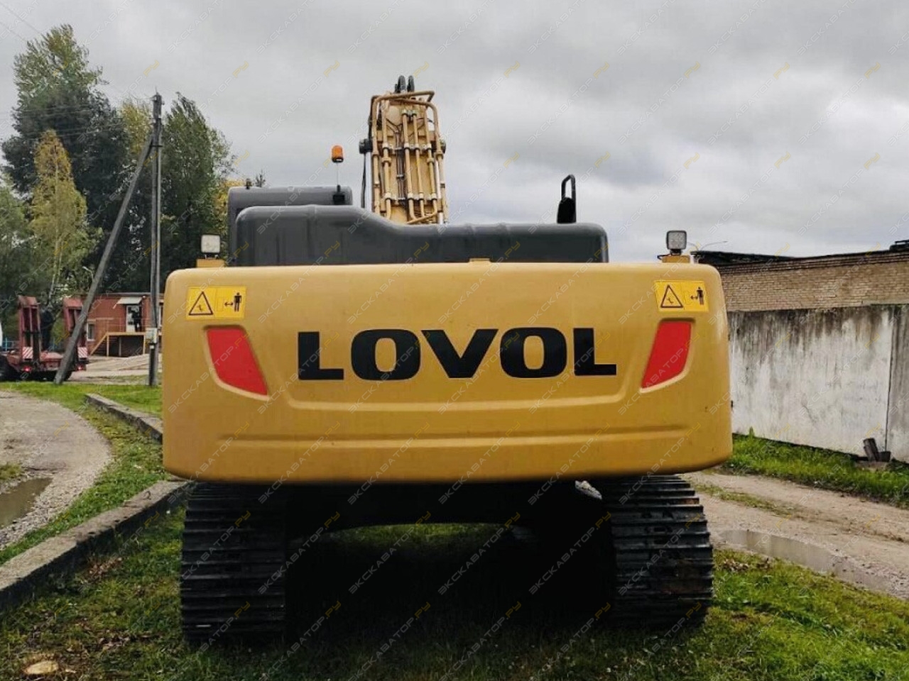 Lovol FR330D [3]