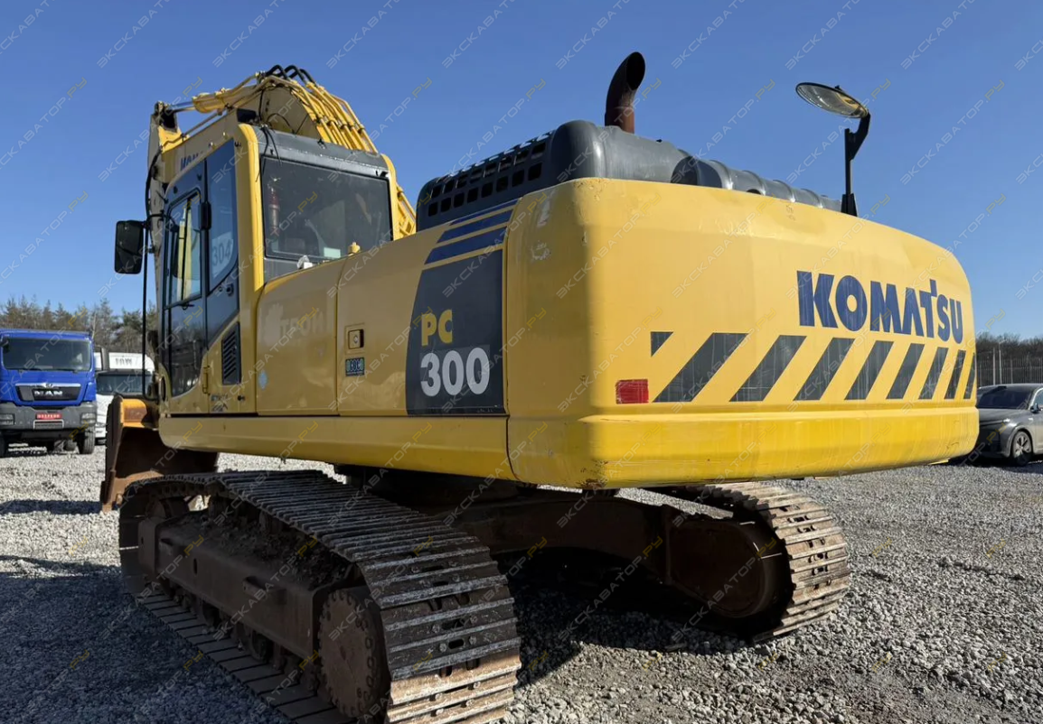 Komatsu PC300-8M0 [3]