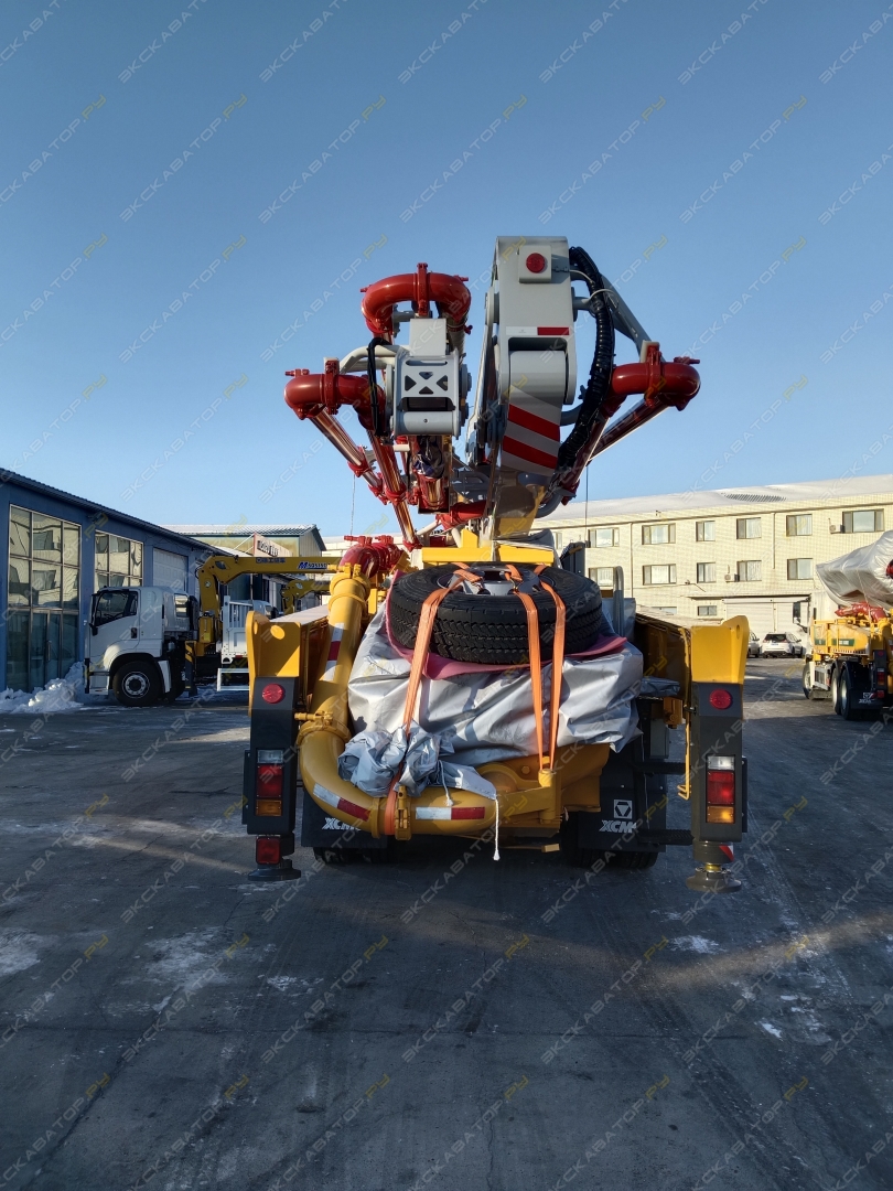 XCMG HB37A [4]