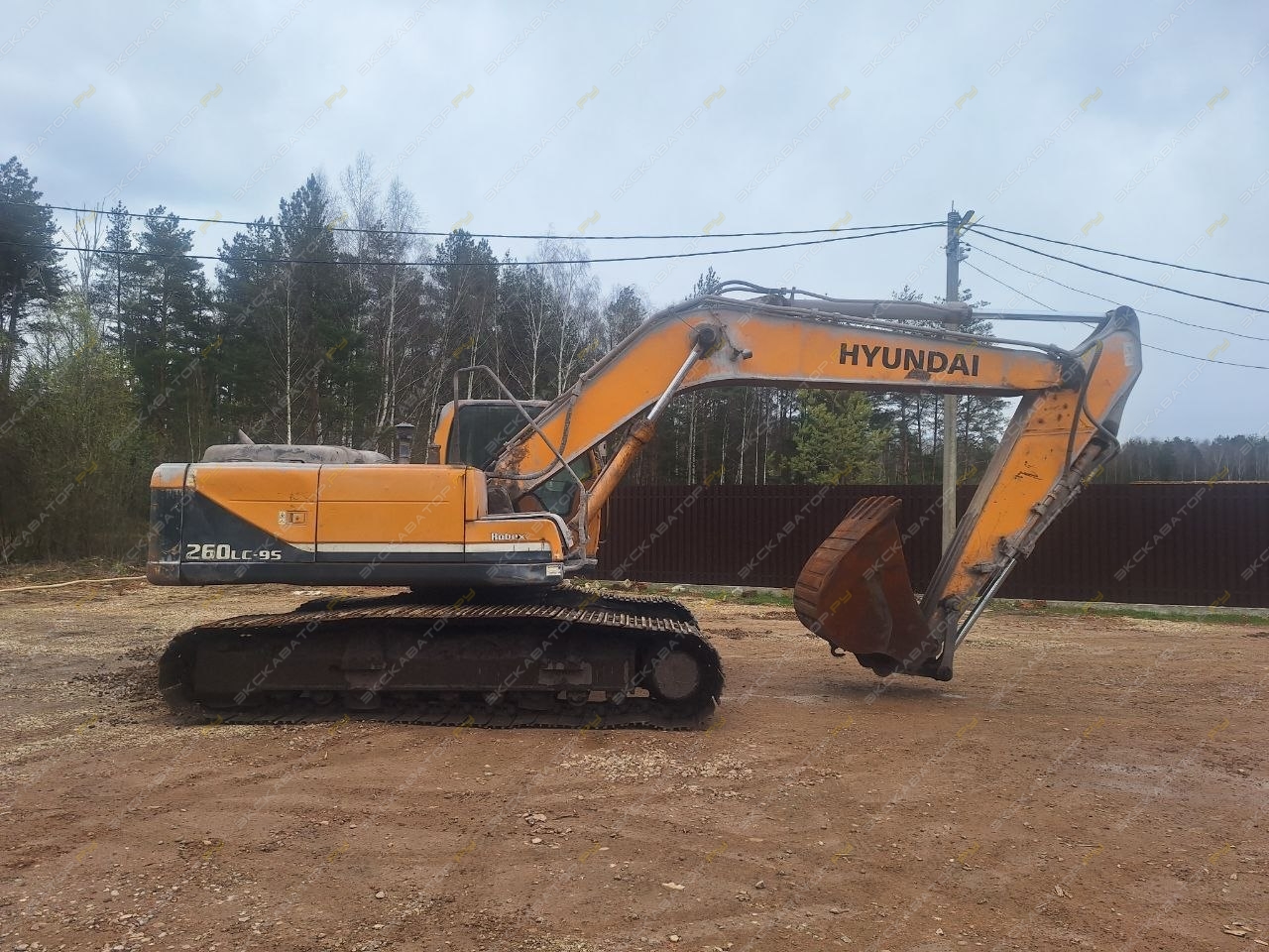 Hyundai R 220LC-9S [3]