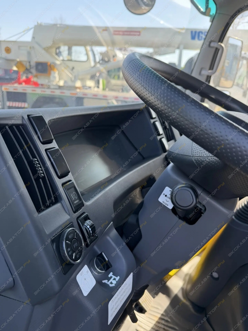 Isuzu CYZ51K [11]