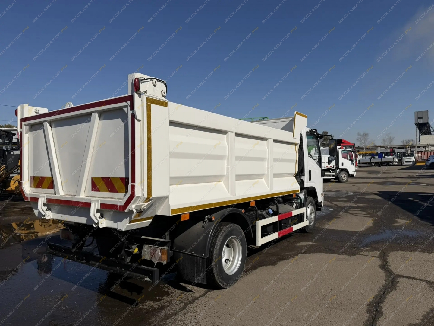 Isuzu CYZ51K [5]