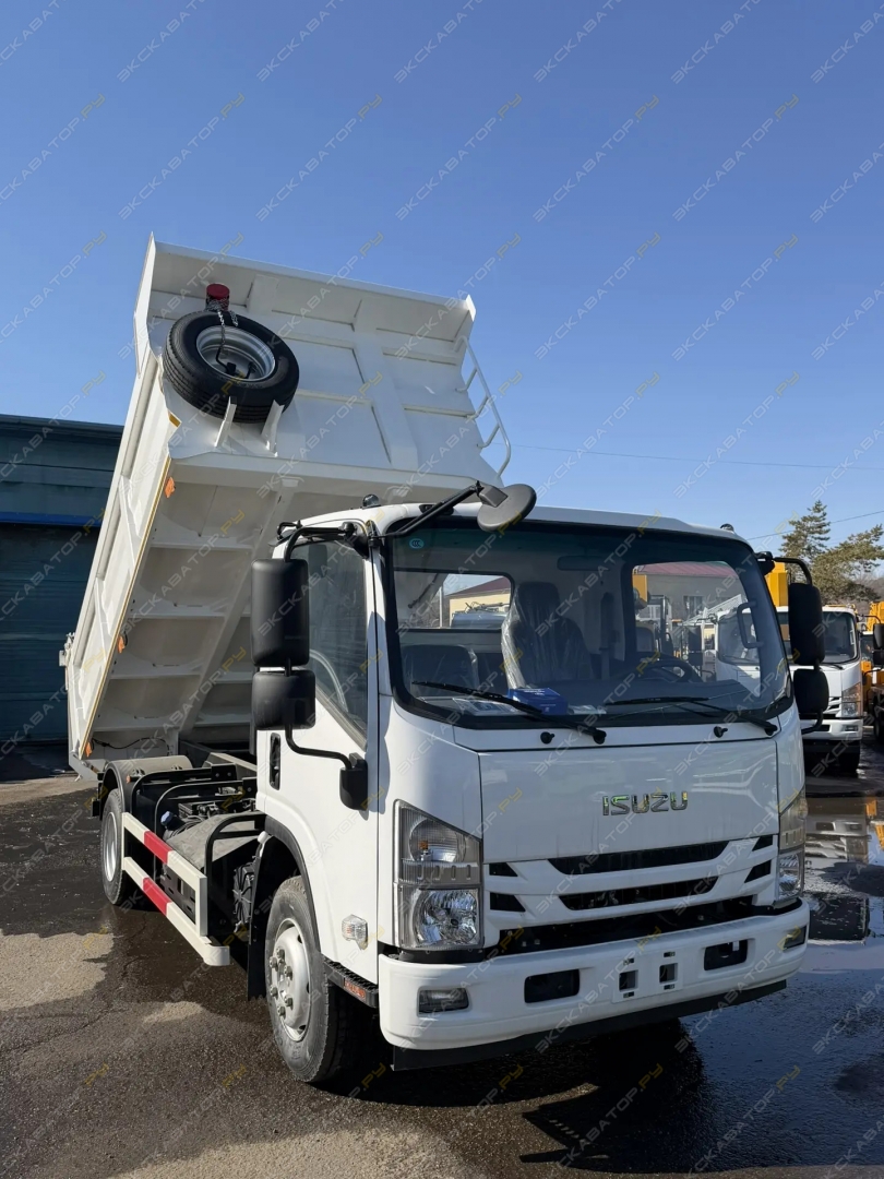 Isuzu CYZ51K [2]