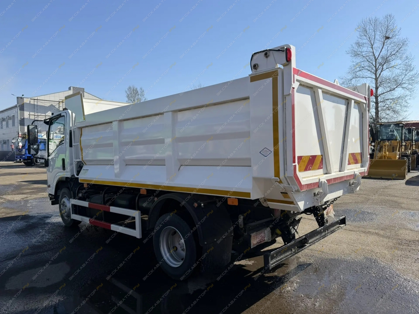 Isuzu CYZ51K [7]