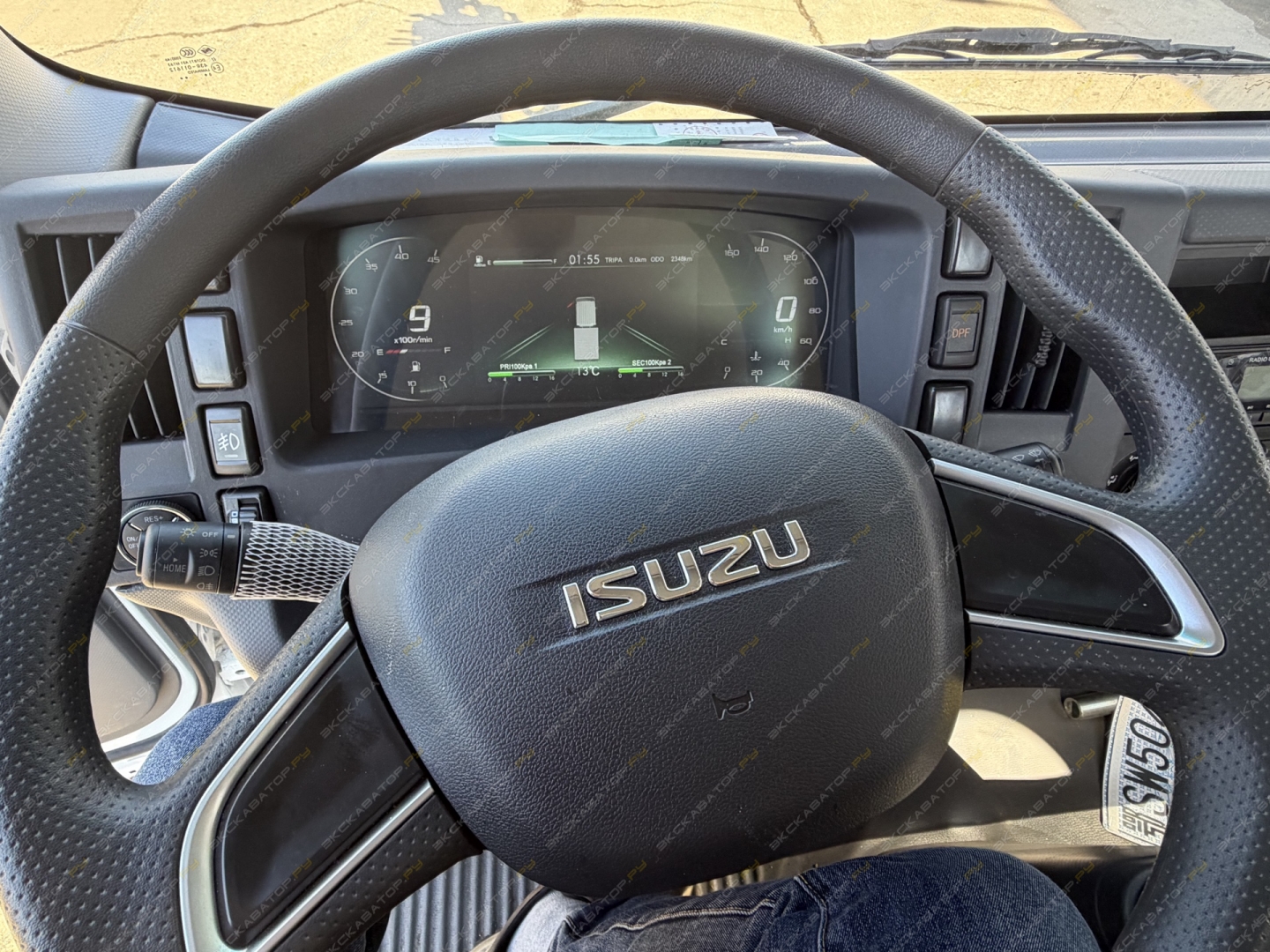 Isuzu Elf STSQ-WSL [10]