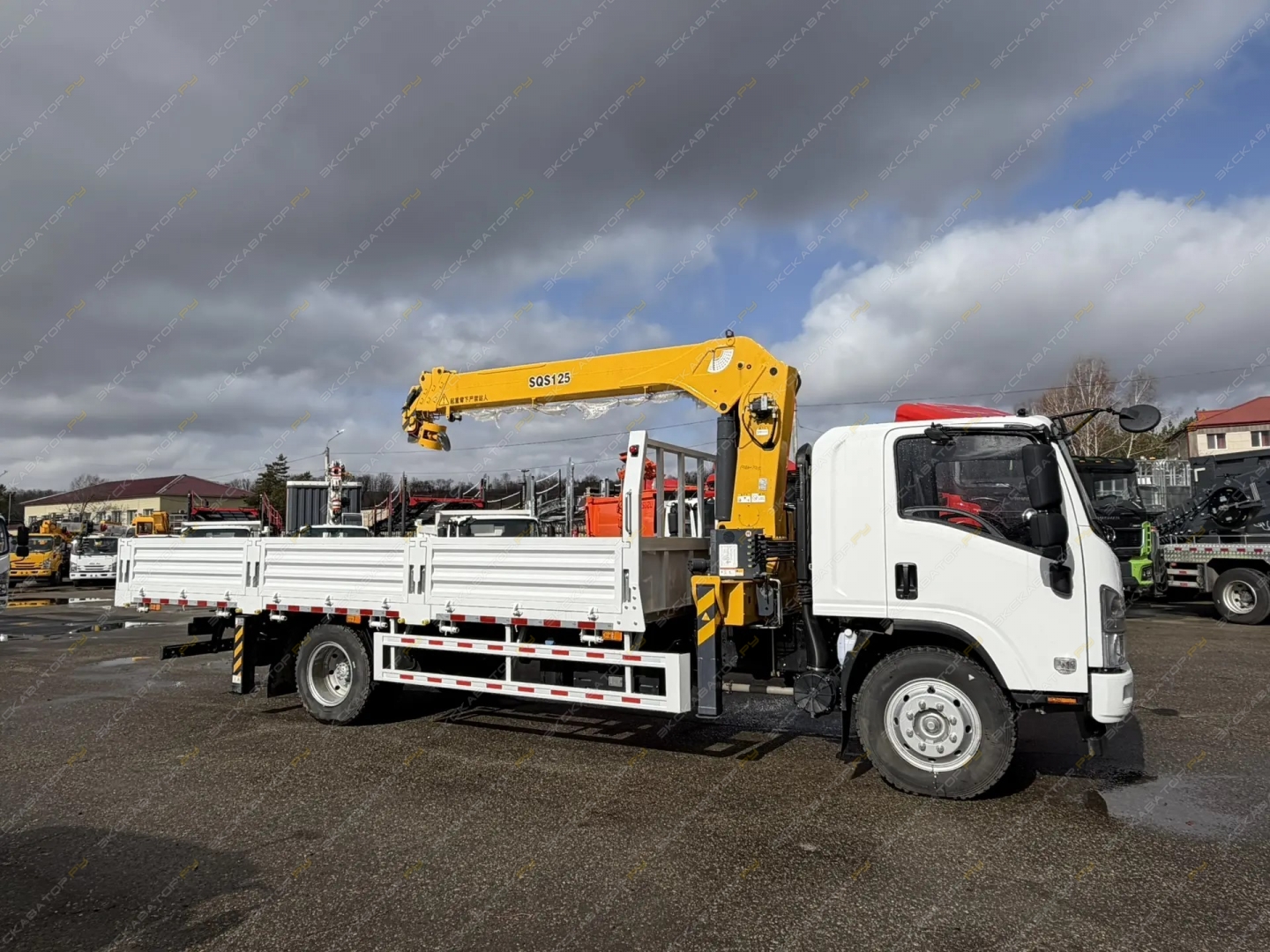 Isuzu Elf [0]
