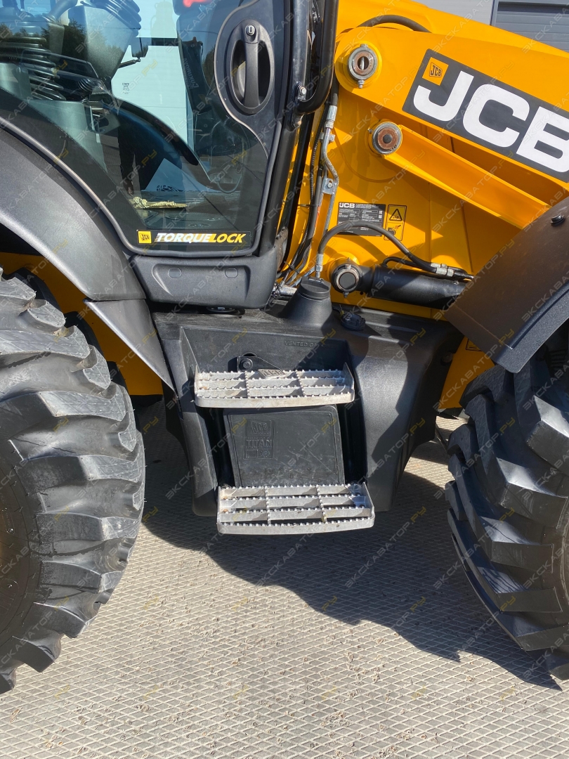 JCB 4CX [16]