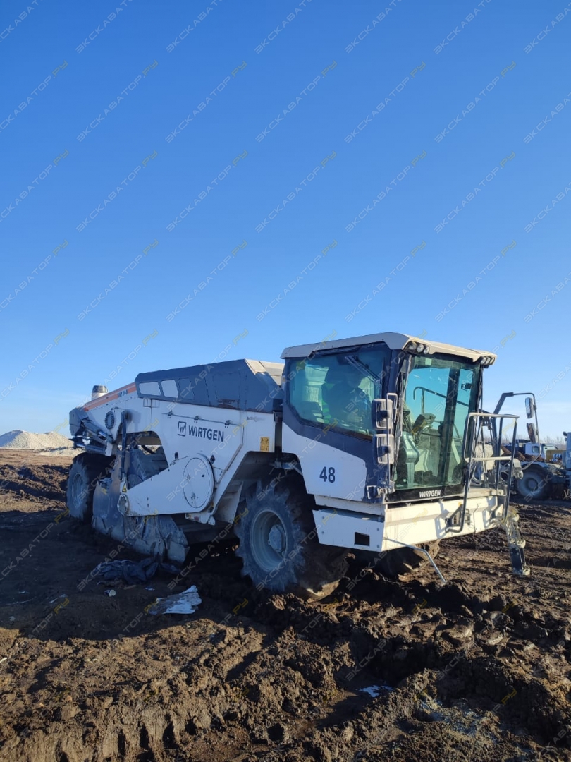 Wirtgen WR 240 [14]