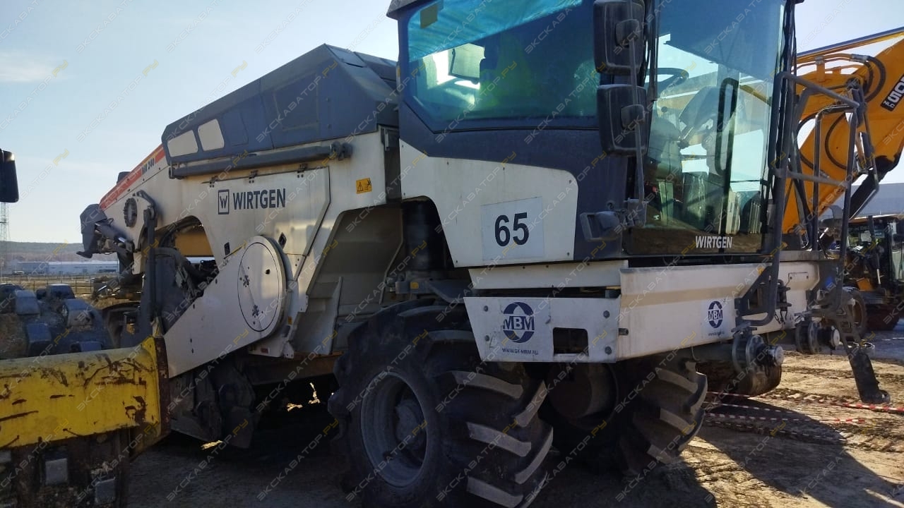 Wirtgen WR 240 [21]