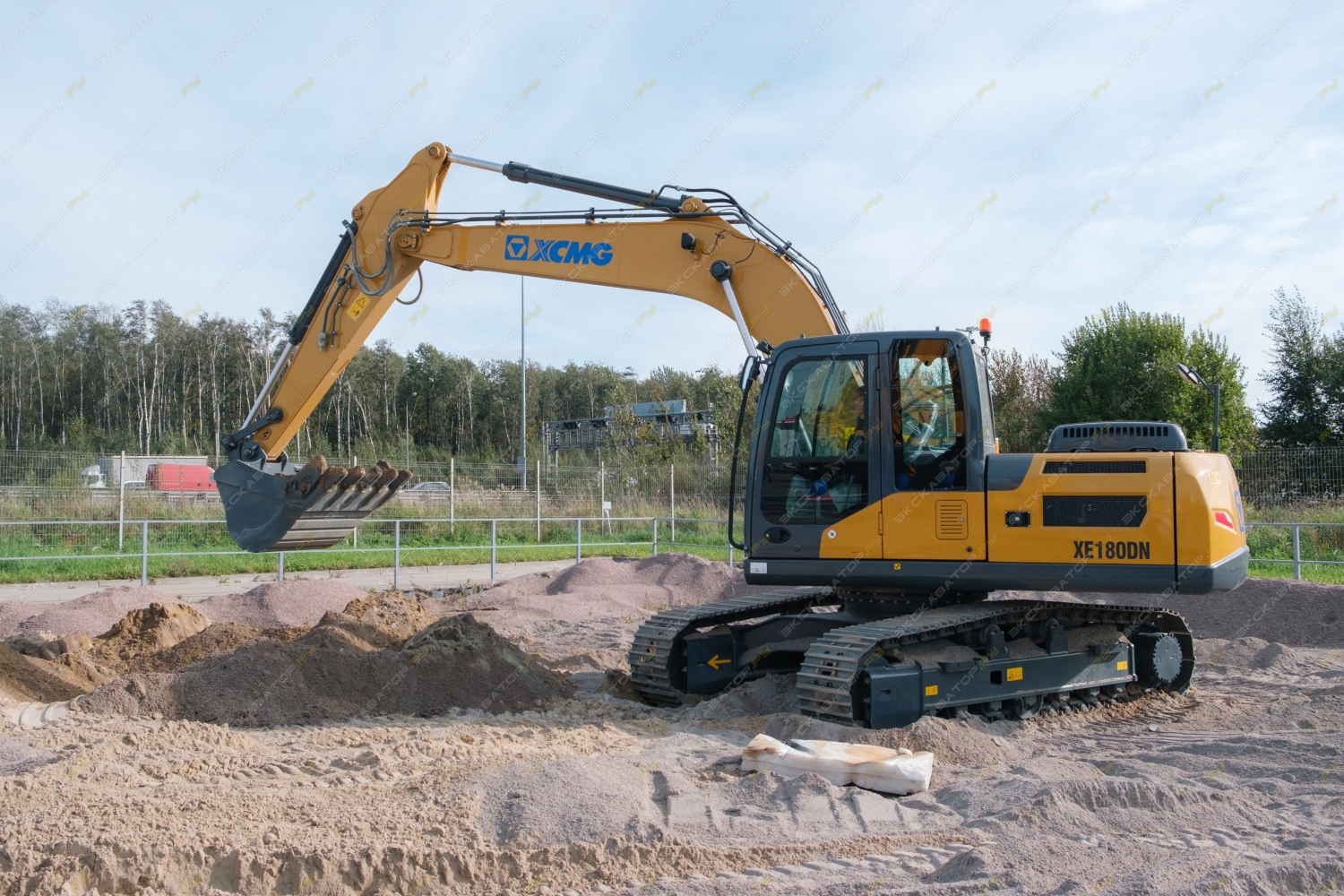 XCMG XE180DN [13]
