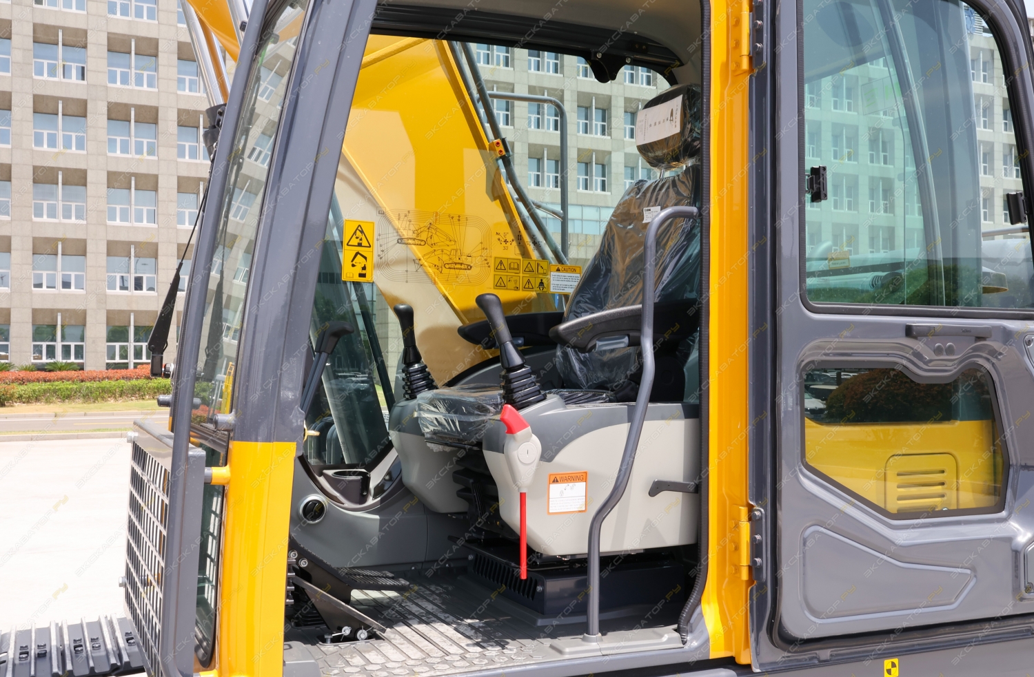 XCMG XE215C [2]