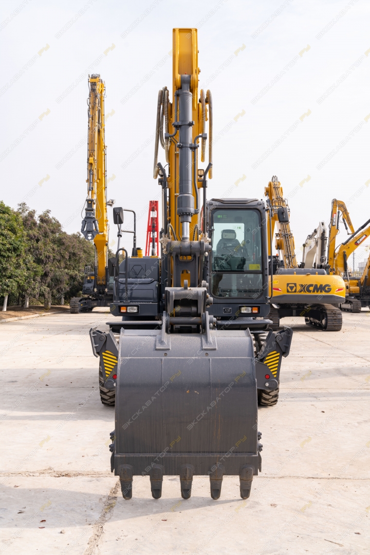 XCMG XE150WD [8]