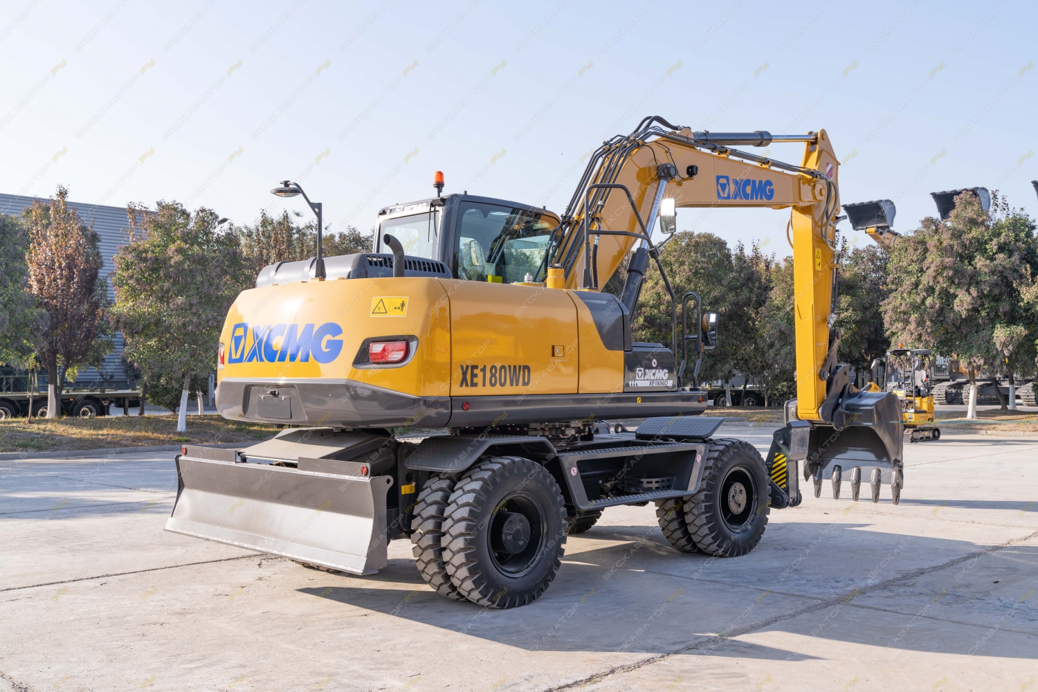 XCMG XE180WD [6]