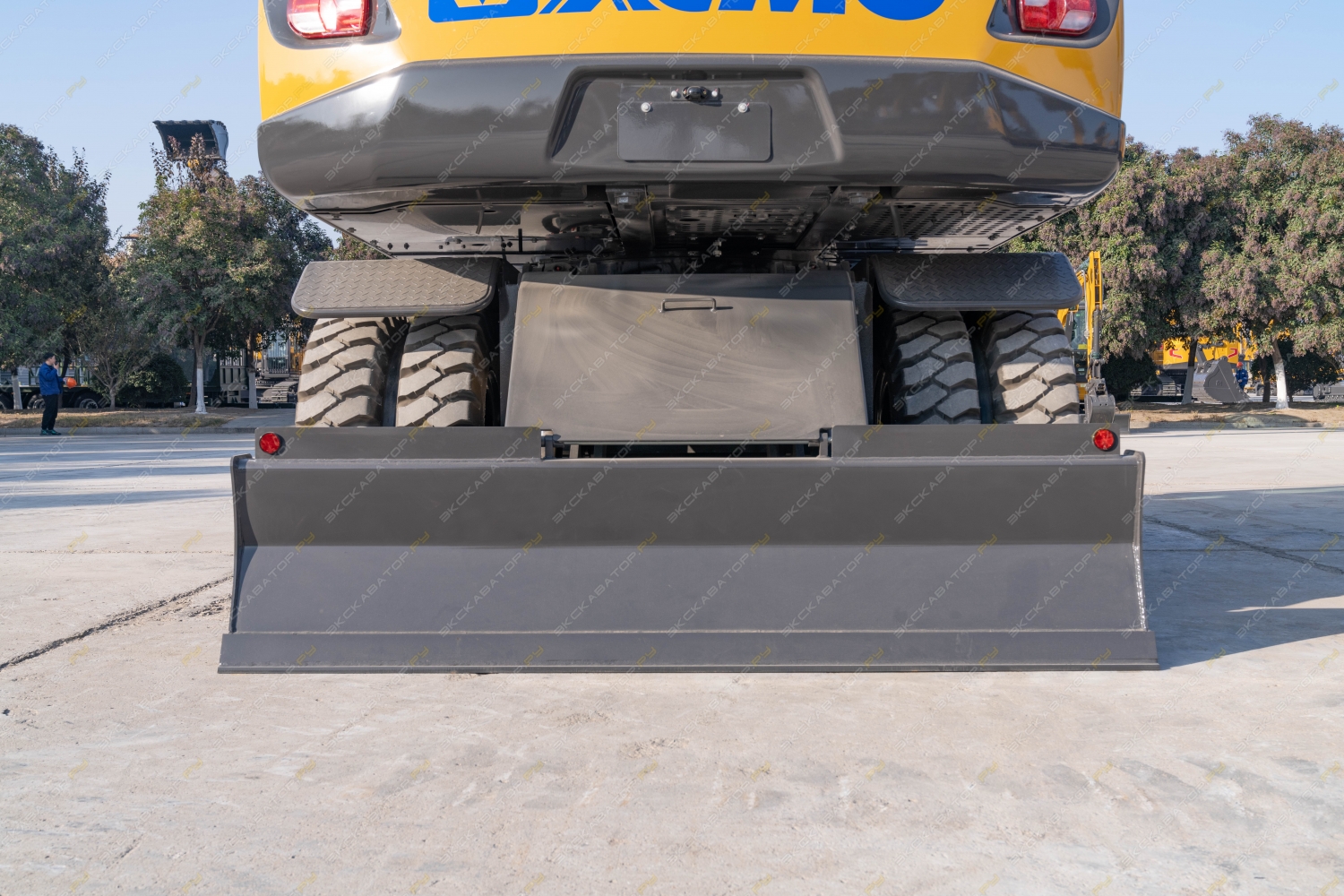 XCMG XE180WD [11]