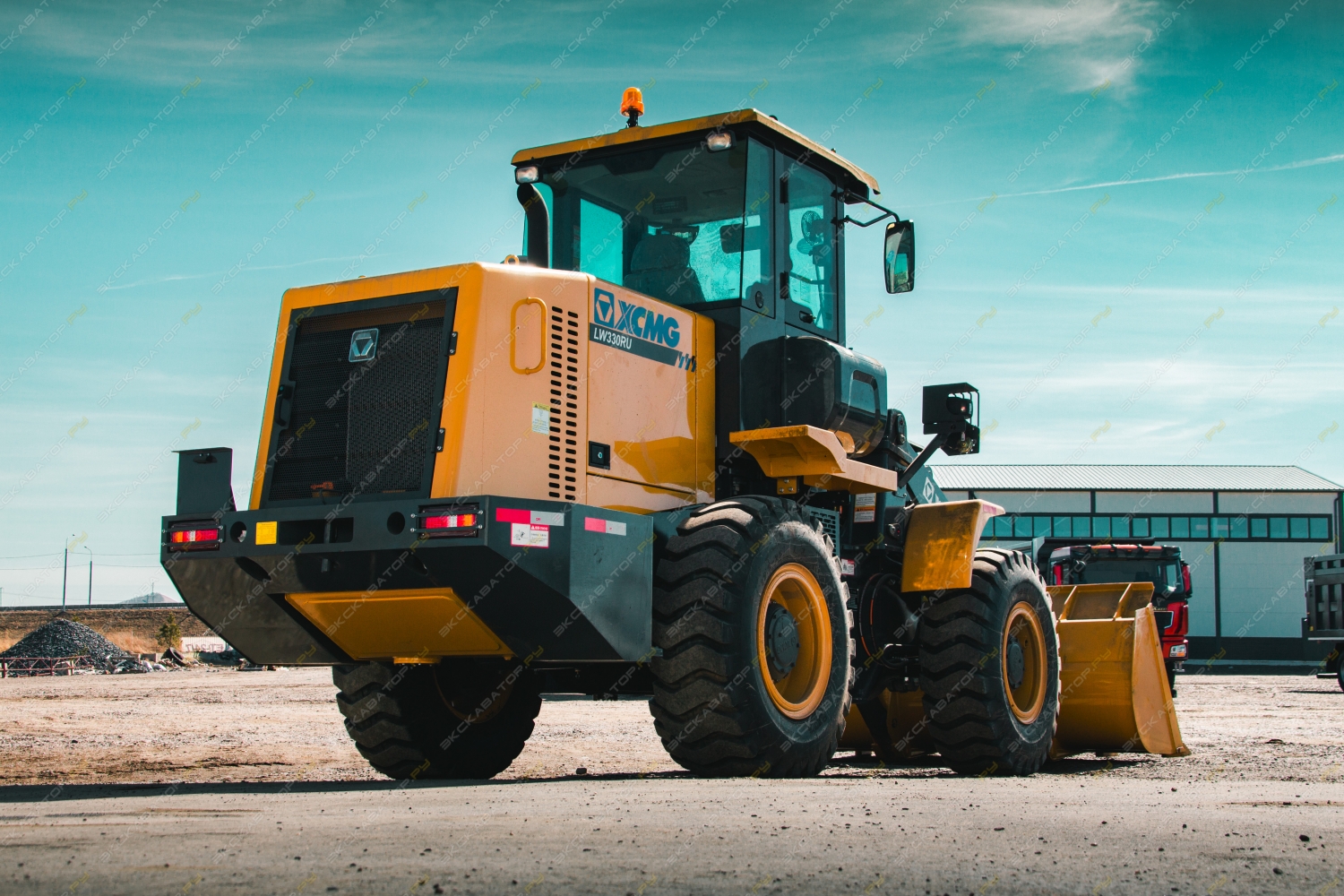 XCMG LW330RU [2]