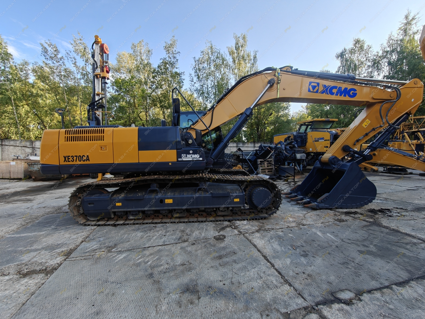 XCMG XE370CA [4]