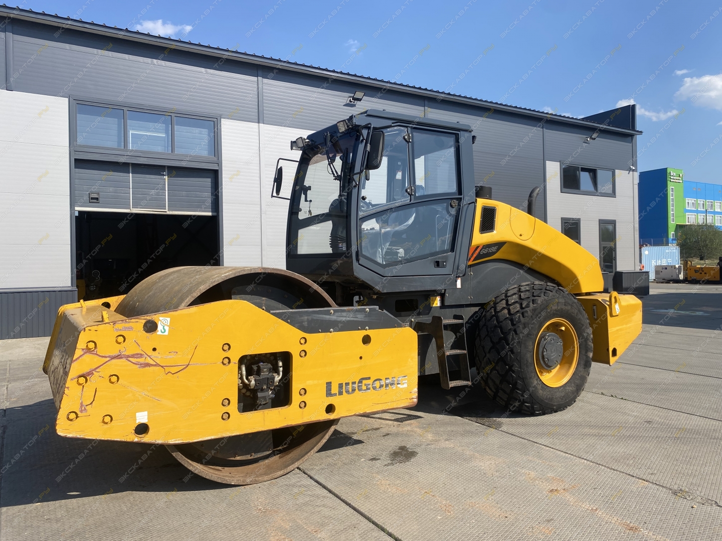 LiuGong CLG6618E [5]