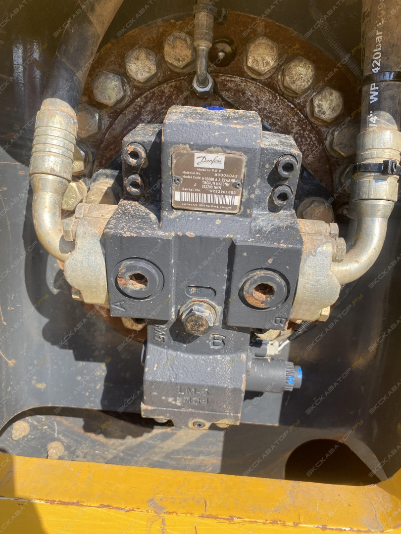 LiuGong CLG6618E [21]