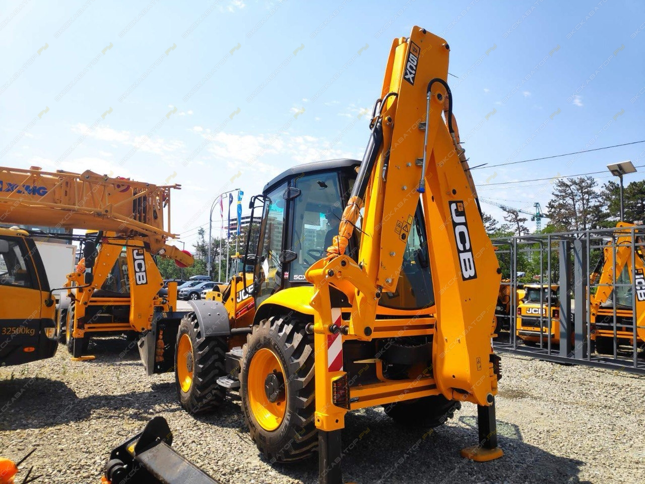 JCB 5CX [6]