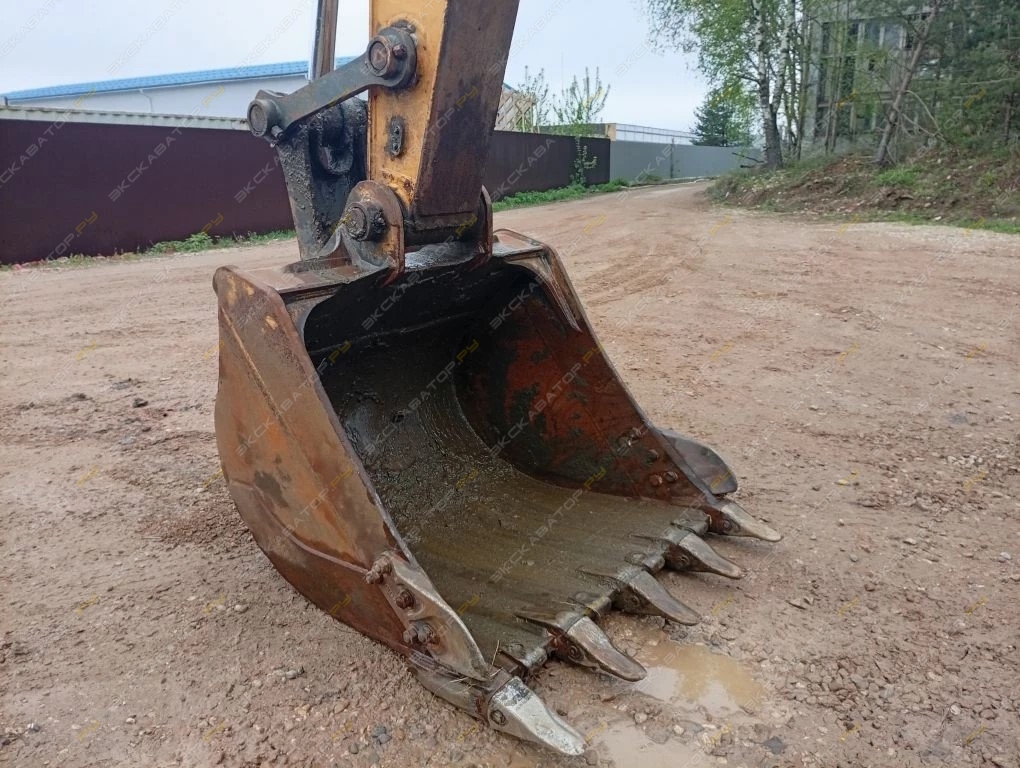 XCMG XE225DN [6]