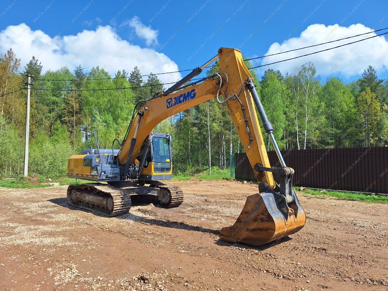 XCMG XE215C [2]