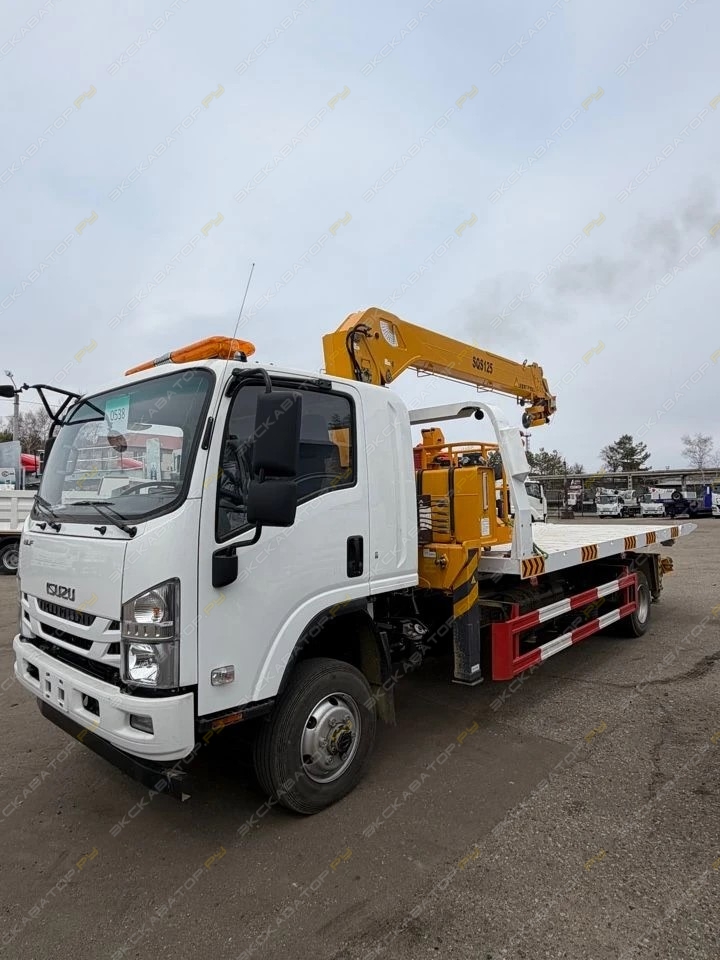 Isuzu Elf [1]