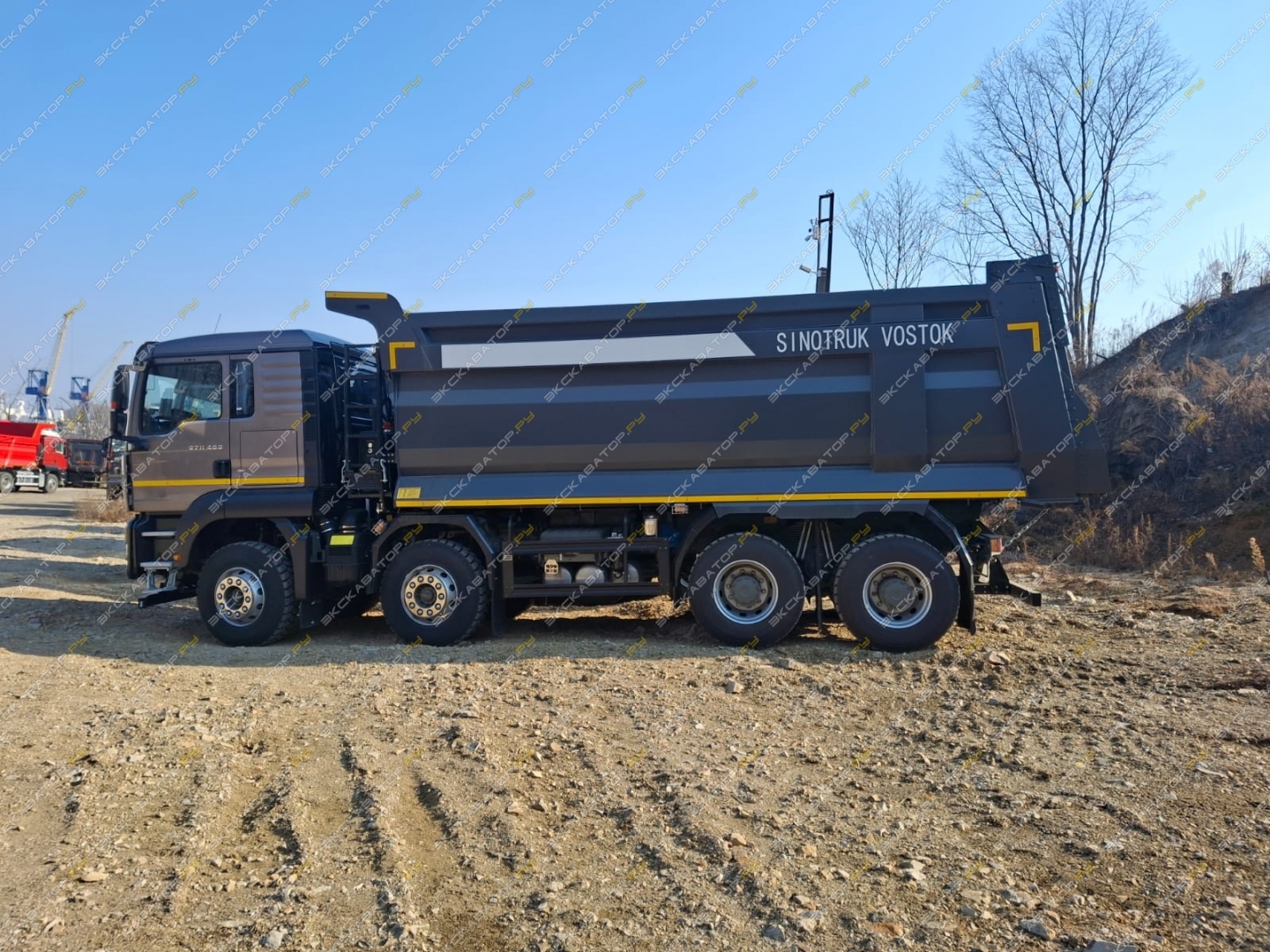 Sitrak C7H 8x4 [6]