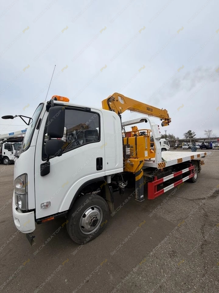 Isuzu Elf [9]