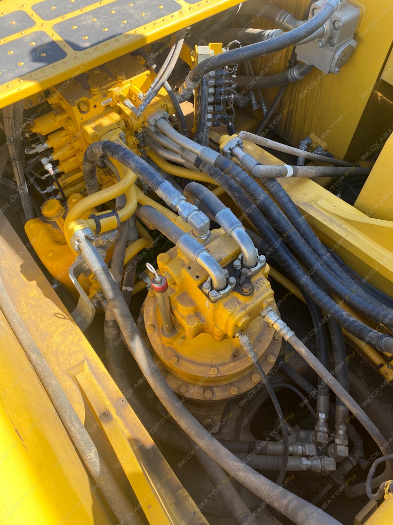 Komatsu PC300 [4]