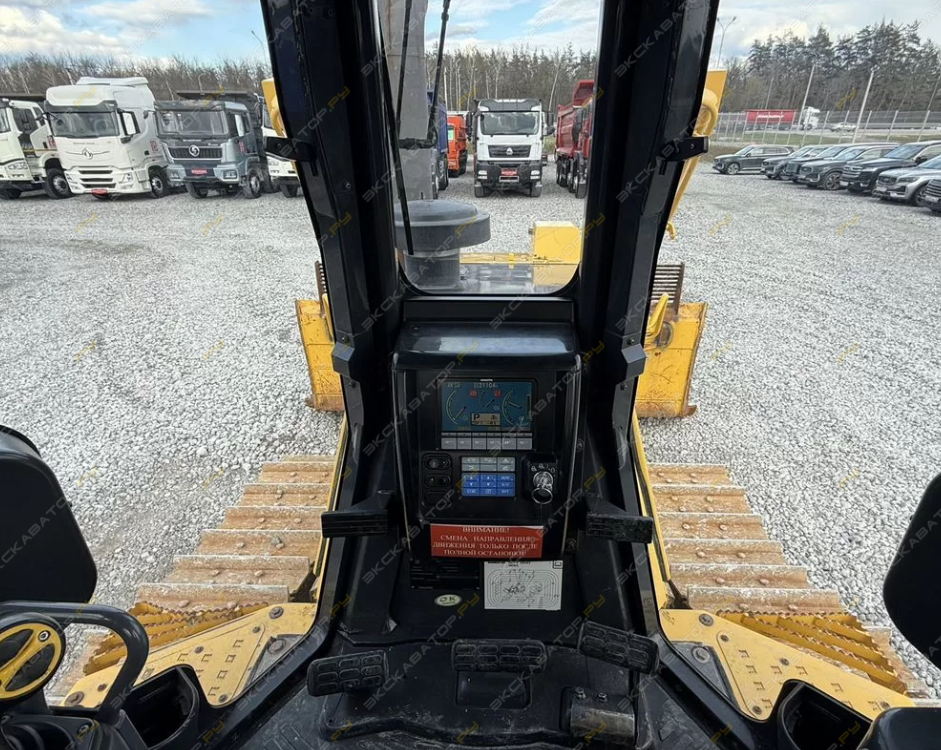 Komatsu D65EX-16 [8]