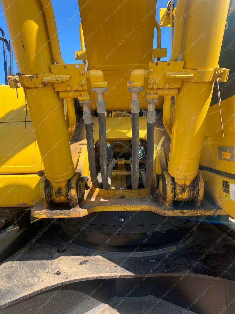 Komatsu PC300 [21]