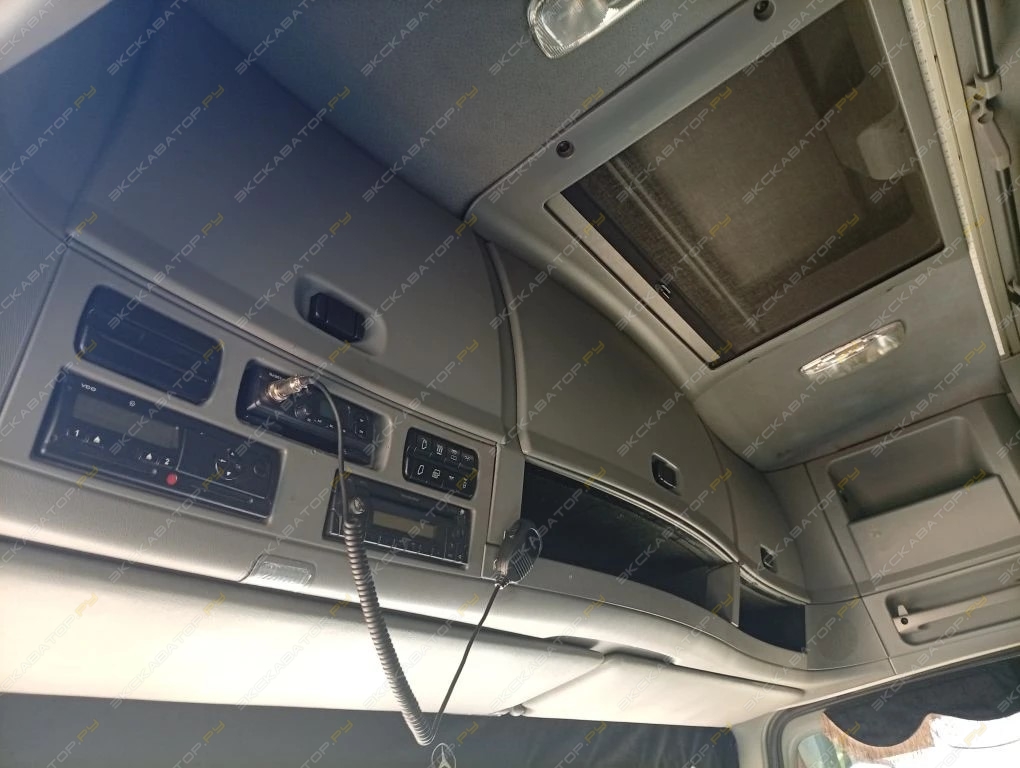Mercedes-Benz Actros 1844 LS [17]
