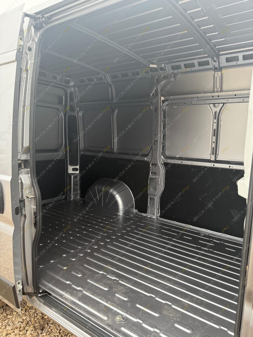 Fiat Ducato Van H2 30 - 35 [7]