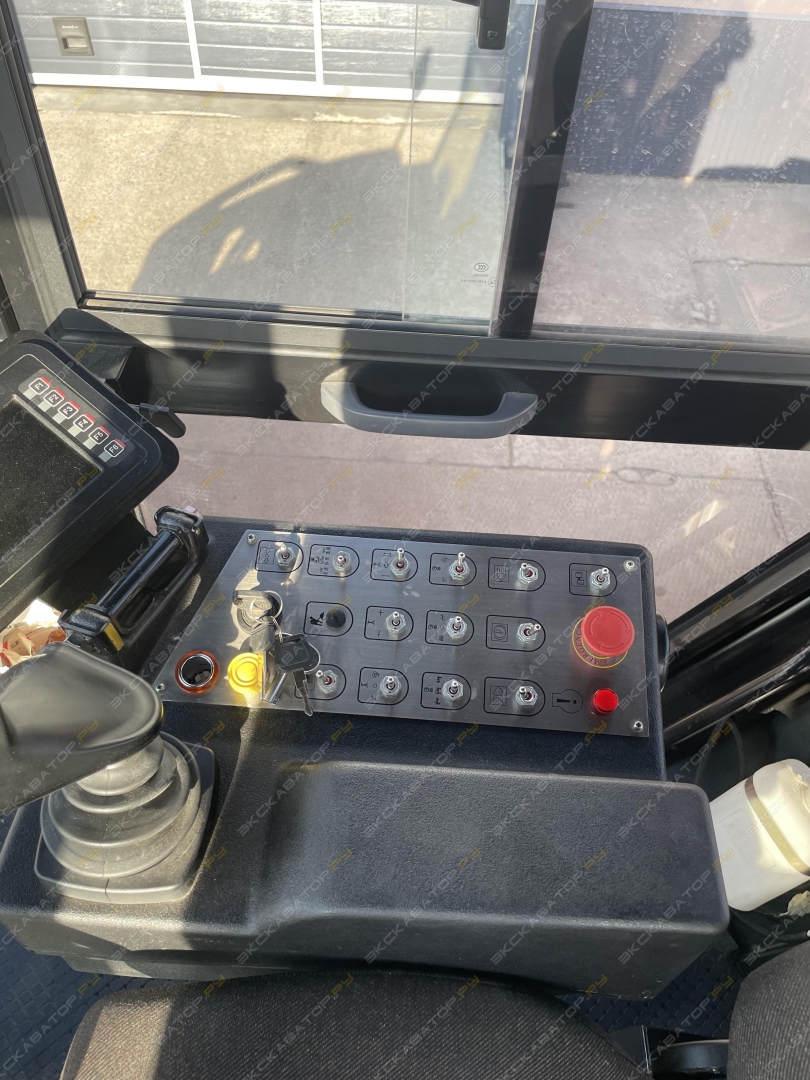 Sany STR130C-8C [17]