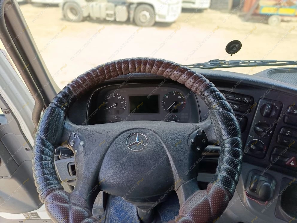 Mercedes-Benz Actros 1844 LS [12]