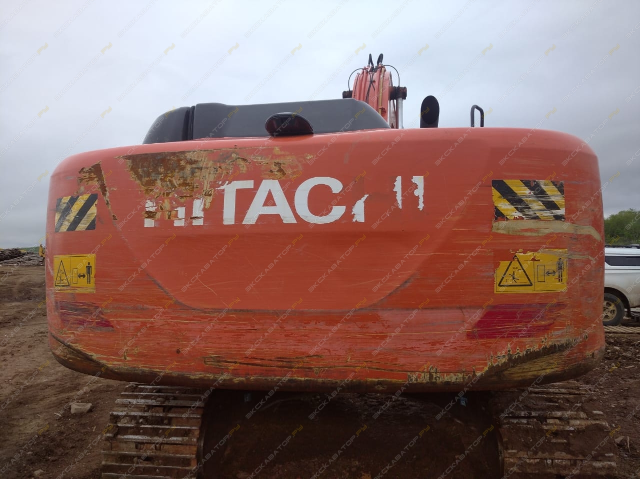 Hitachi ZX240-5G [19]