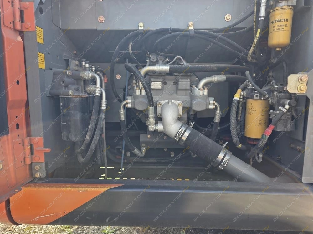 Hitachi ZX200-5 [6]