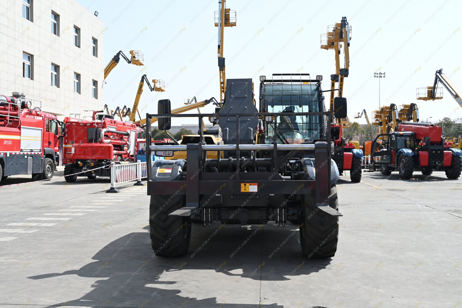 XCMG XT3207K [11]