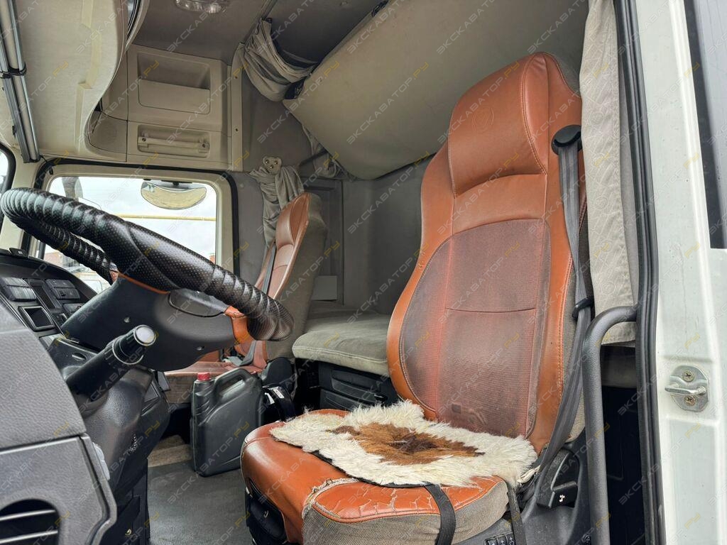 Foton Auman GTL 4x2 [19]