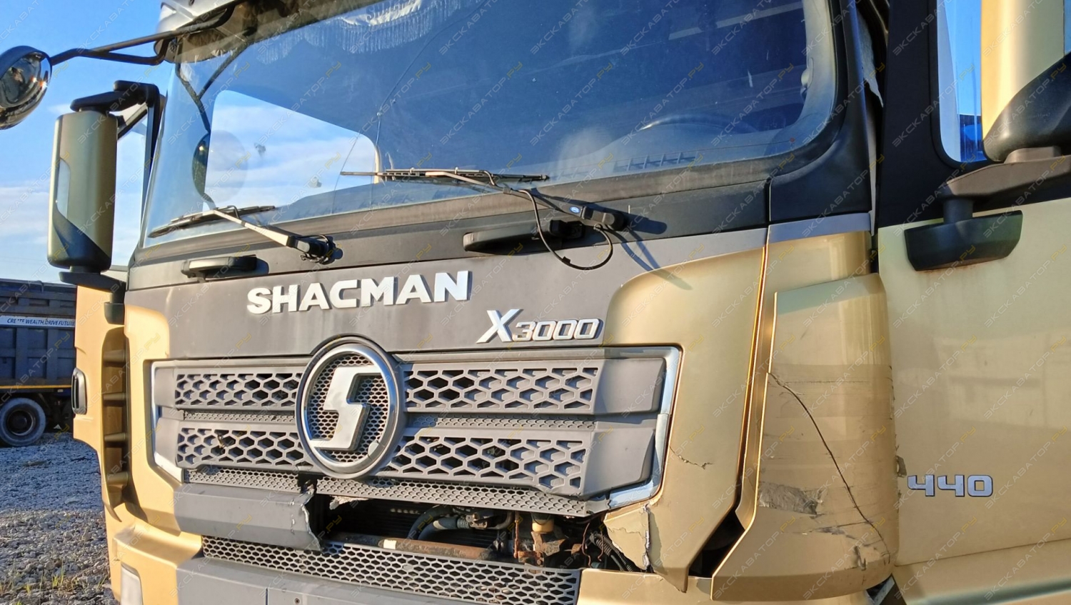 Shacman SX42584W324C [17]