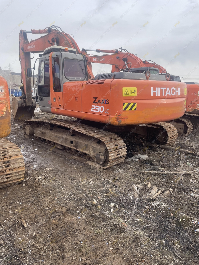 Hitachi ZAXIS 230 [1]