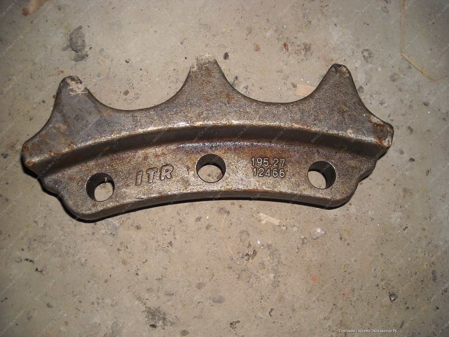 Сегменты звёздочки и катки на Komatsu D355C-3/D355A-3 [3]