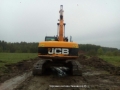 JCB JS 260LC [4]