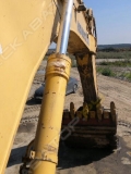 Komatsu PC750-7 [9]