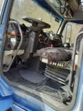 Volvo VNL [1]