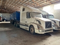 Volvo VNL [0]