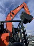 Hitachi ZX225LC [5]