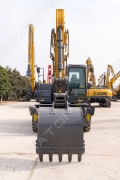 XCMG XE150WD [8]